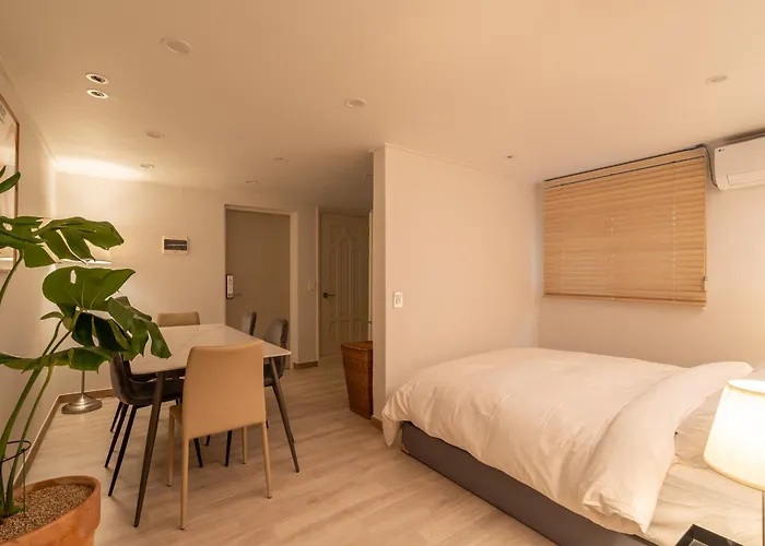 Yl Villa