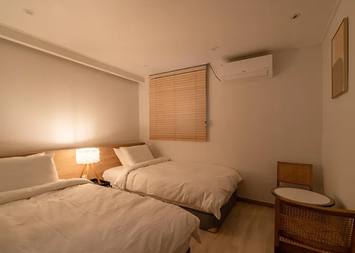 Yl Villa *