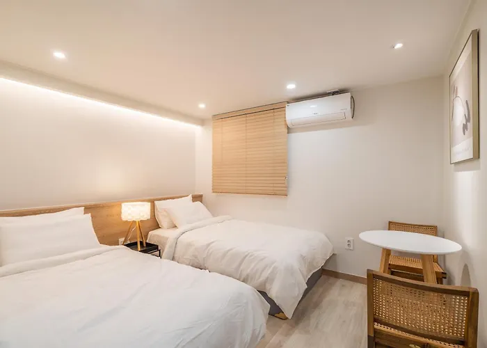 Yl Villa