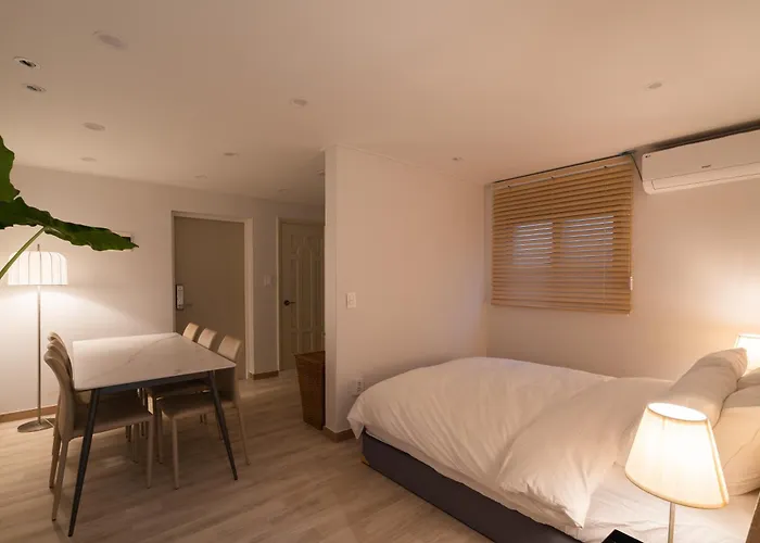 Yl Villa